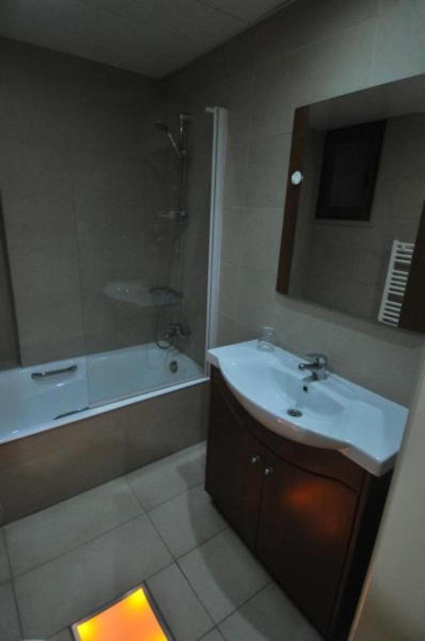 Ithaki Phinikoudes Apartment No. 105 Larnaca Exteriér fotografie