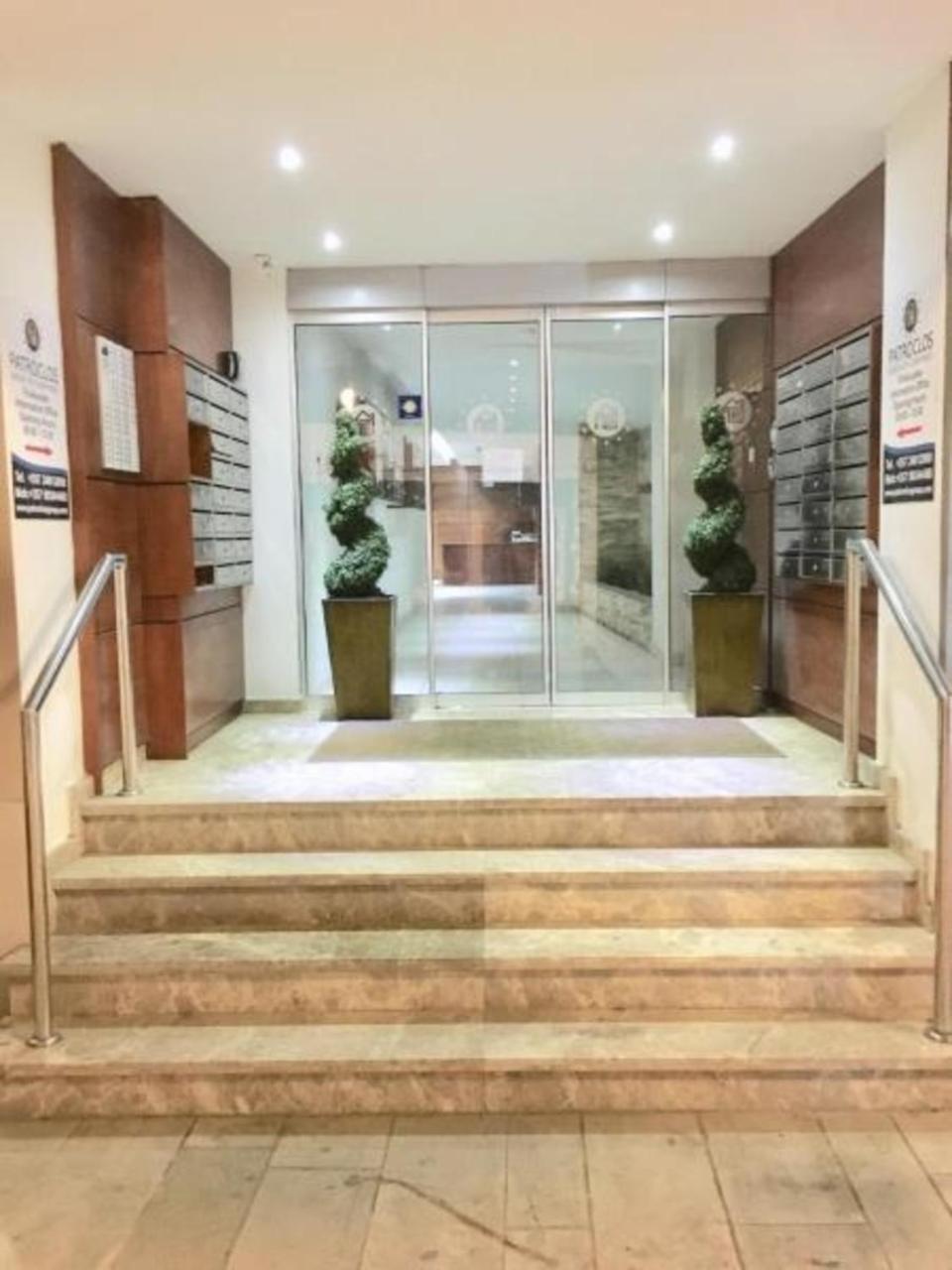 Ithaki Phinikoudes Apartment No. 105 Larnaca Exteriér fotografie